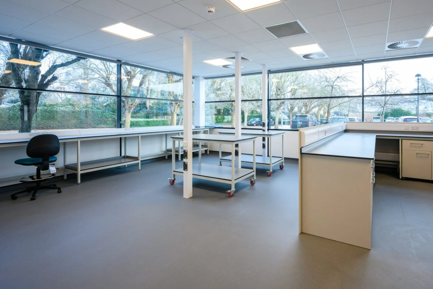 THACKRAY Sourcenet LARGE-005_JPG1920